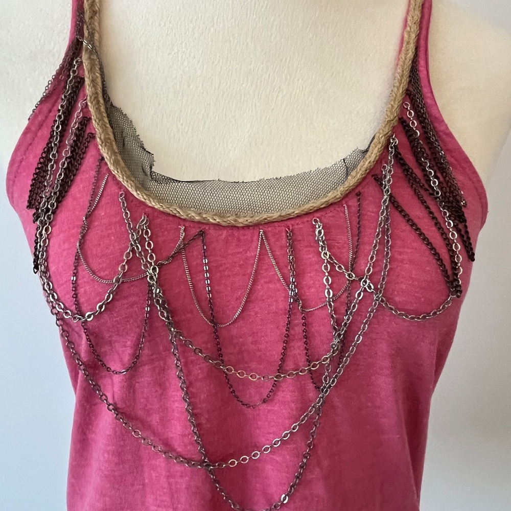 Pink Chain-Embellished Tank Top - Picture 2 of 7